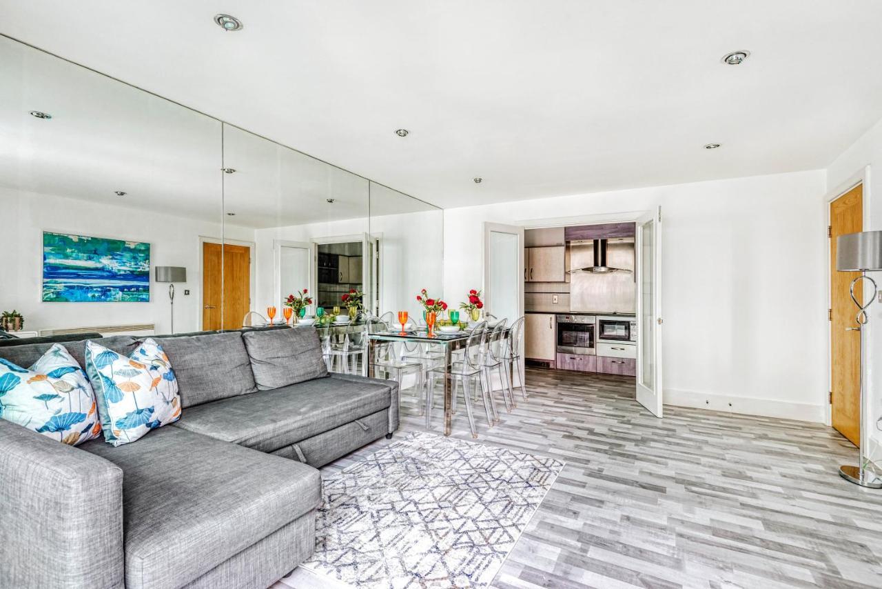 Riverside 2-Bedroom Apartments Λονδίνο Εξωτερικό φωτογραφία