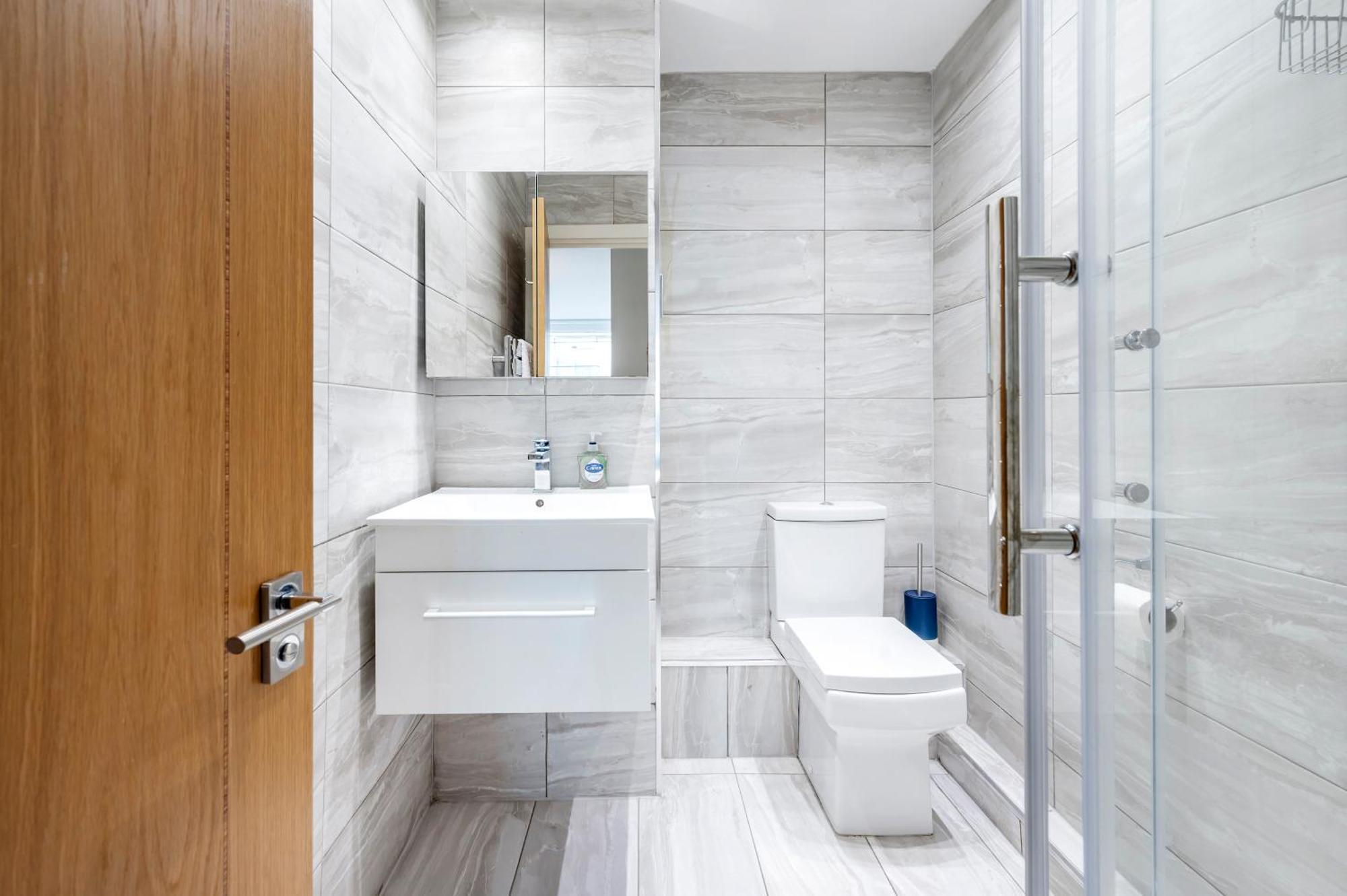 Riverside 2-Bedroom Apartments Λονδίνο Εξωτερικό φωτογραφία